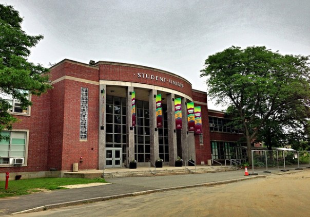 UMass Amherst by Trace Meek licensed under CC BY 2.0