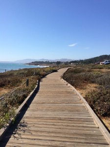 10 things rising seniors should consider doing during the summer to ease the stress they may feel in the fall.